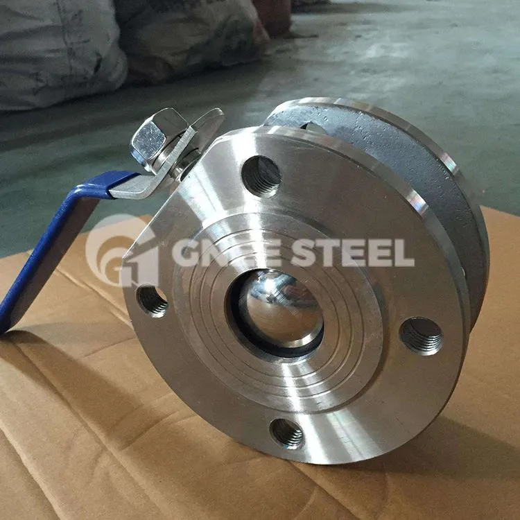 Gofret turi suzuvchi sharli vana